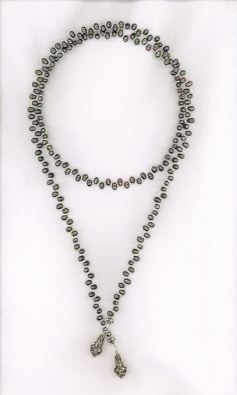 black-grey-necklace