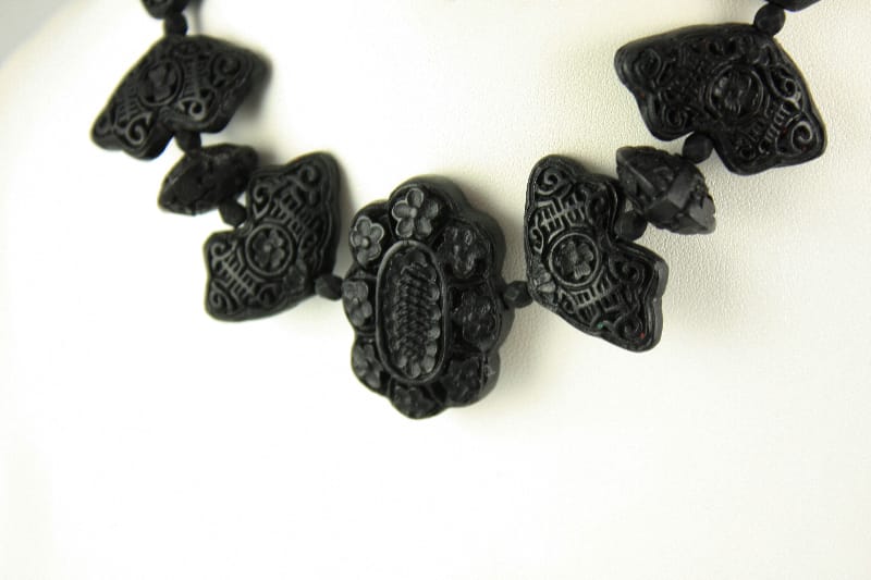 black-piece