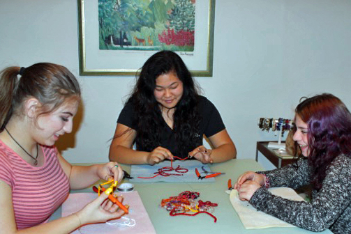 girls beading